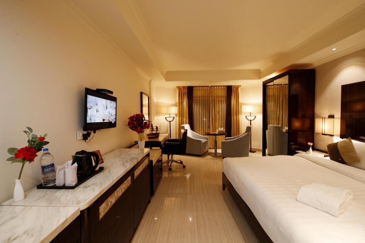 Hotel Park Residency Nilambur Exterior photo
