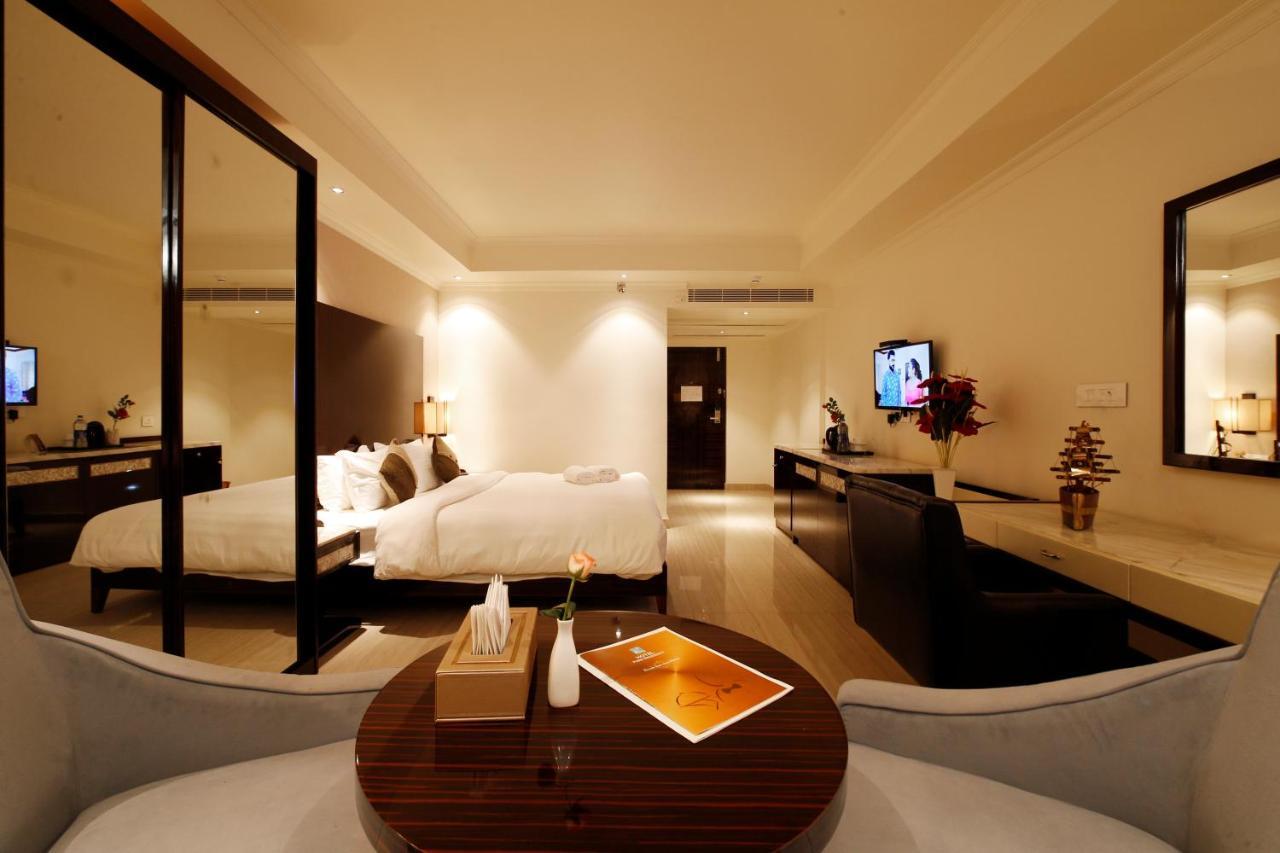 Hotel Park Residency Nilambur Exterior photo
